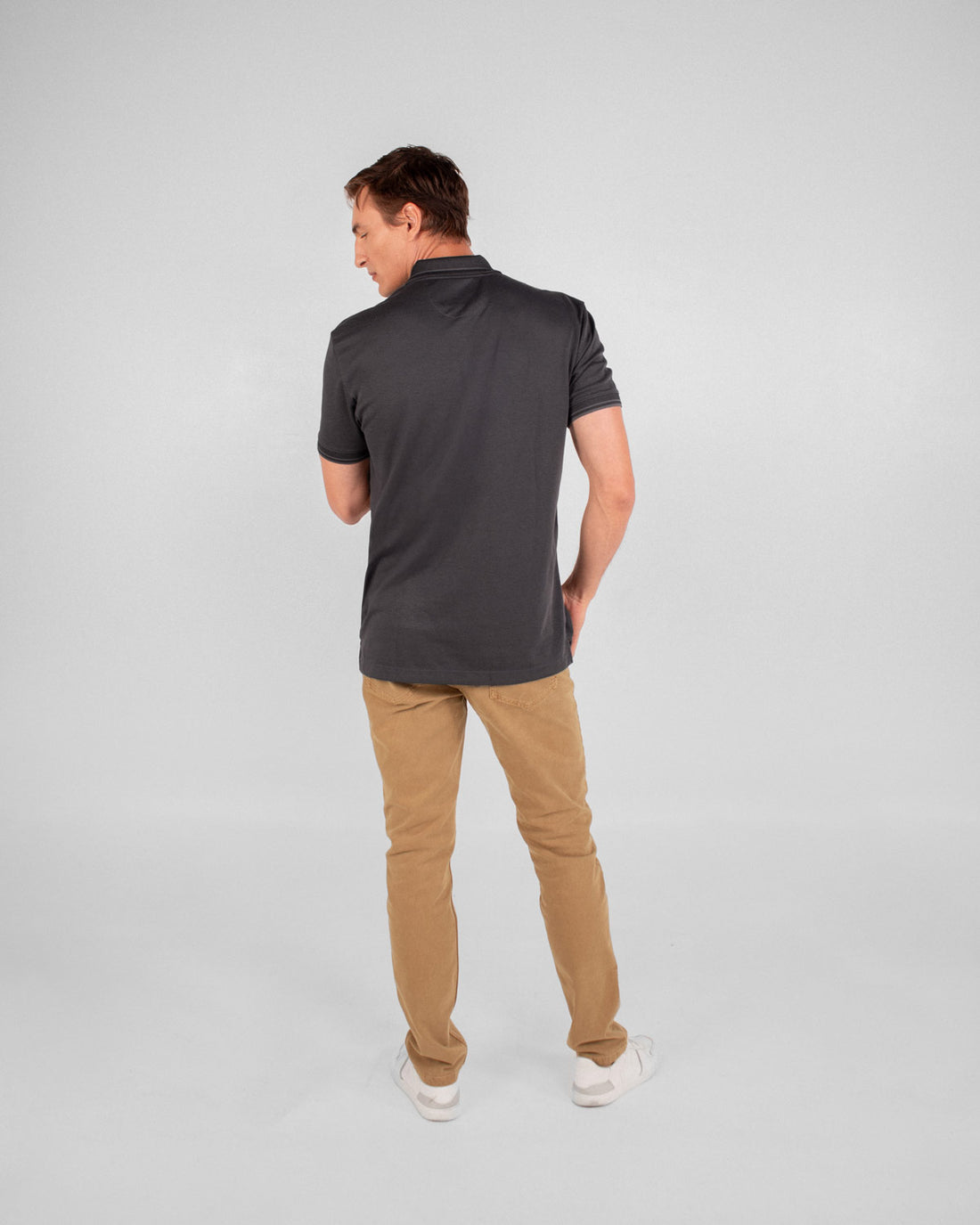 Camiseta polo pique algodón micropima gris oscuro para hombre