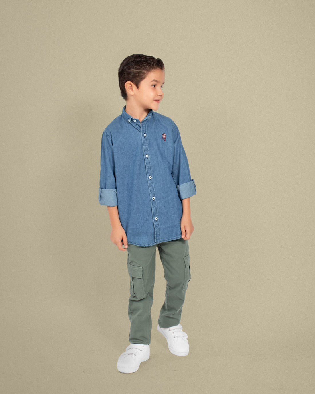 Camisa chambray azul claro en algodón para niño